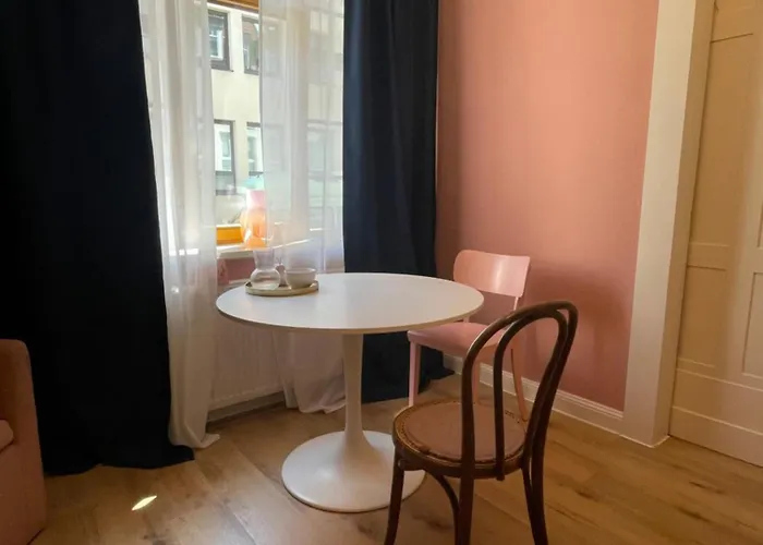 Stilvolles Altbau-apartment شقة يبستات