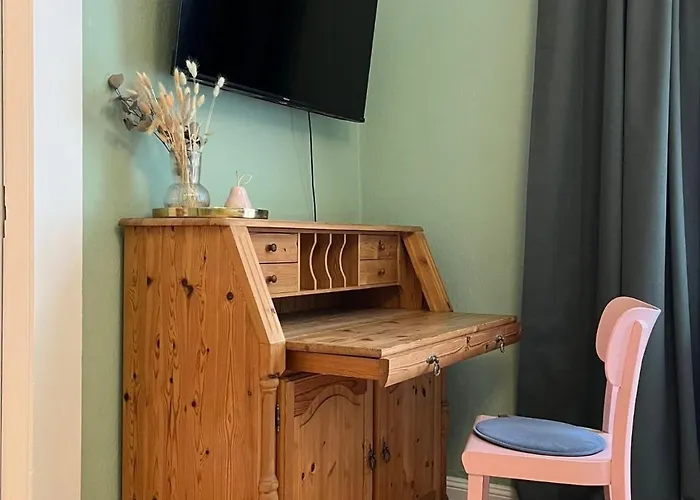 Stilvolles Altbau-apartment شقة يبستات